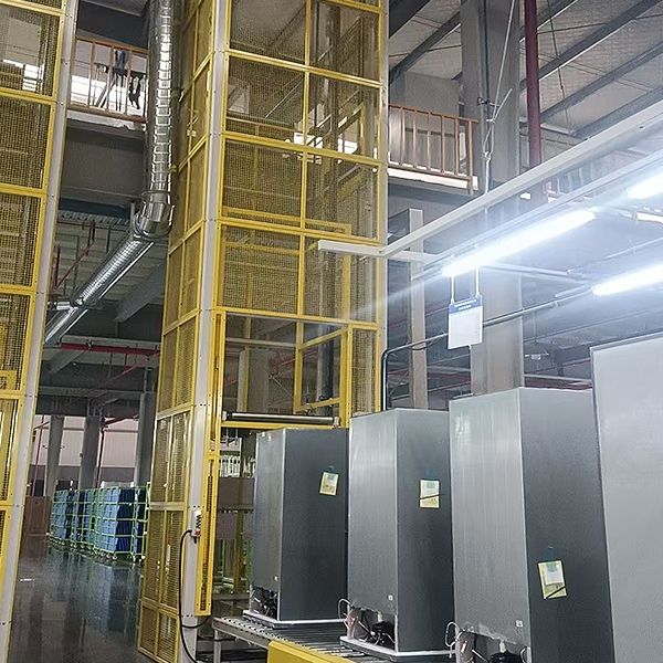 往復(fù)提升機